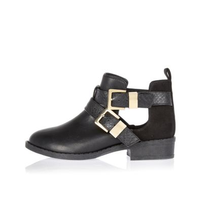 Girls black panel cut-out side ankle boots